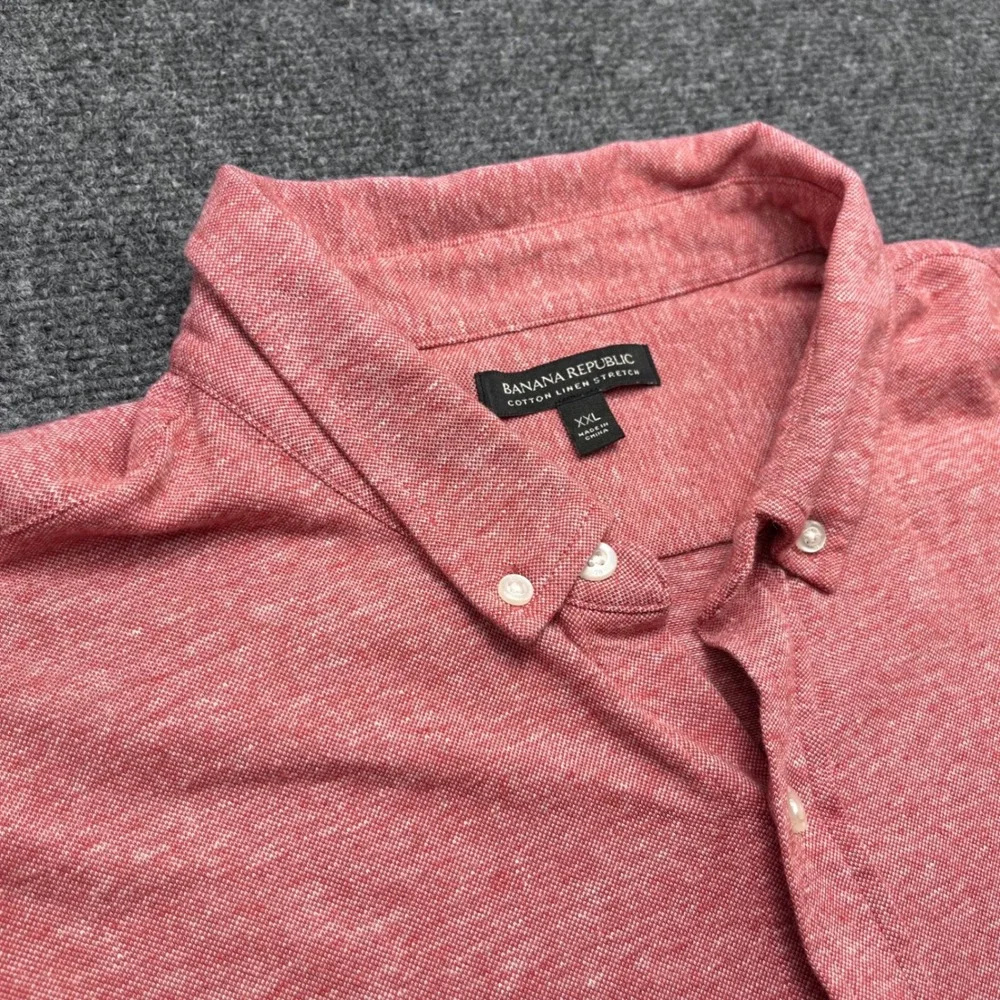 Banana Republic Cotton Linen Stretch Heather Red Short Sleeve Button Down Shirt